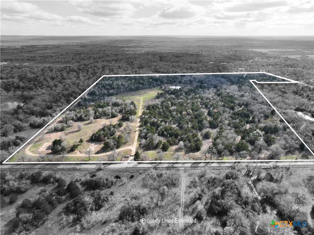 5850 Brown Road Flatonia, TX 78941