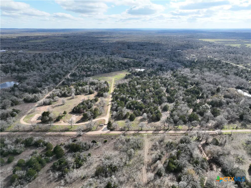 5850 Brown Road Flatonia, TX 78941