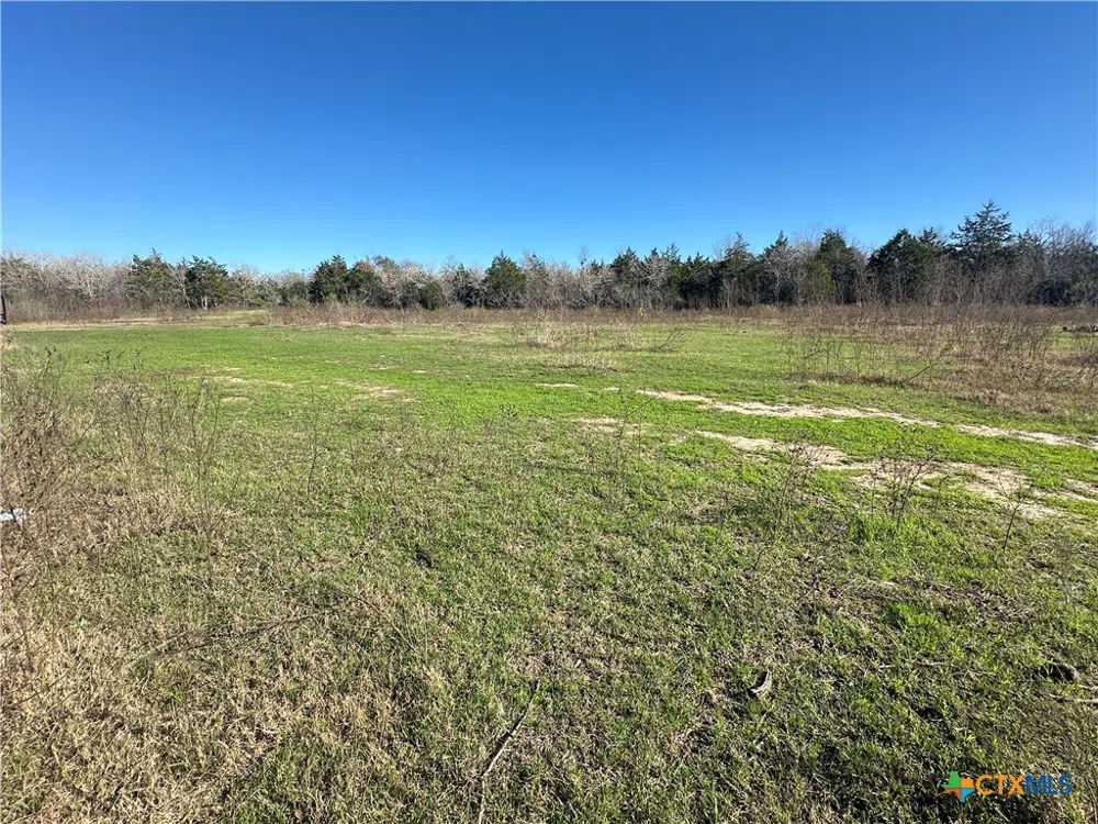 5850 Brown Road Flatonia, TX 78941