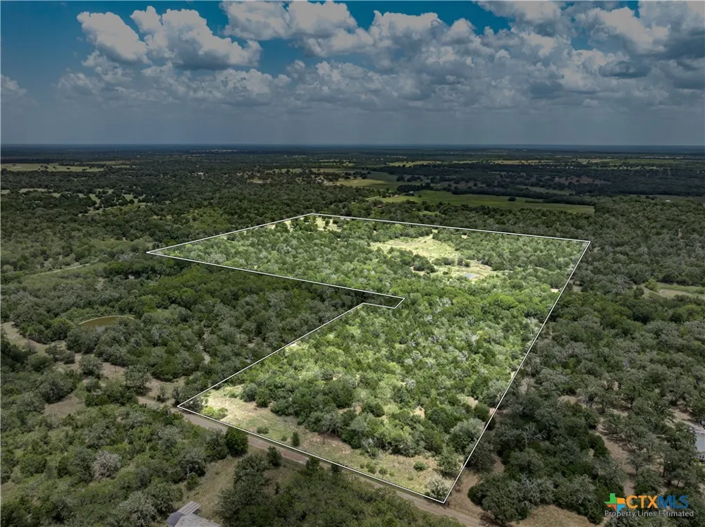 5850 Brown Road Flatonia, TX 78941