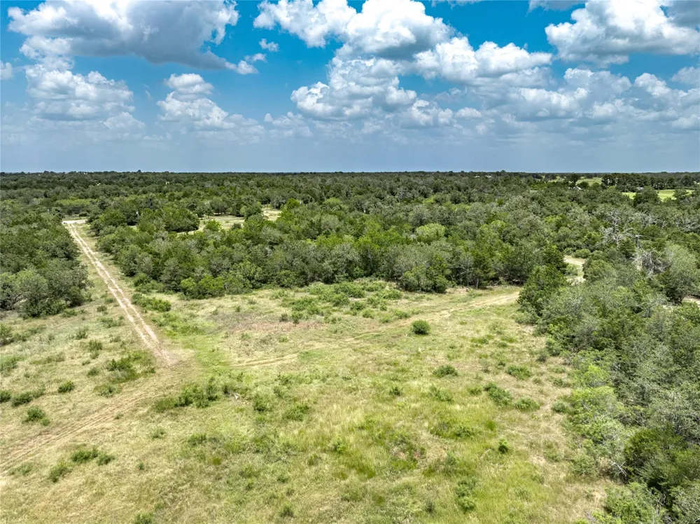 5850 Brown Road Flatonia, TX 78941
