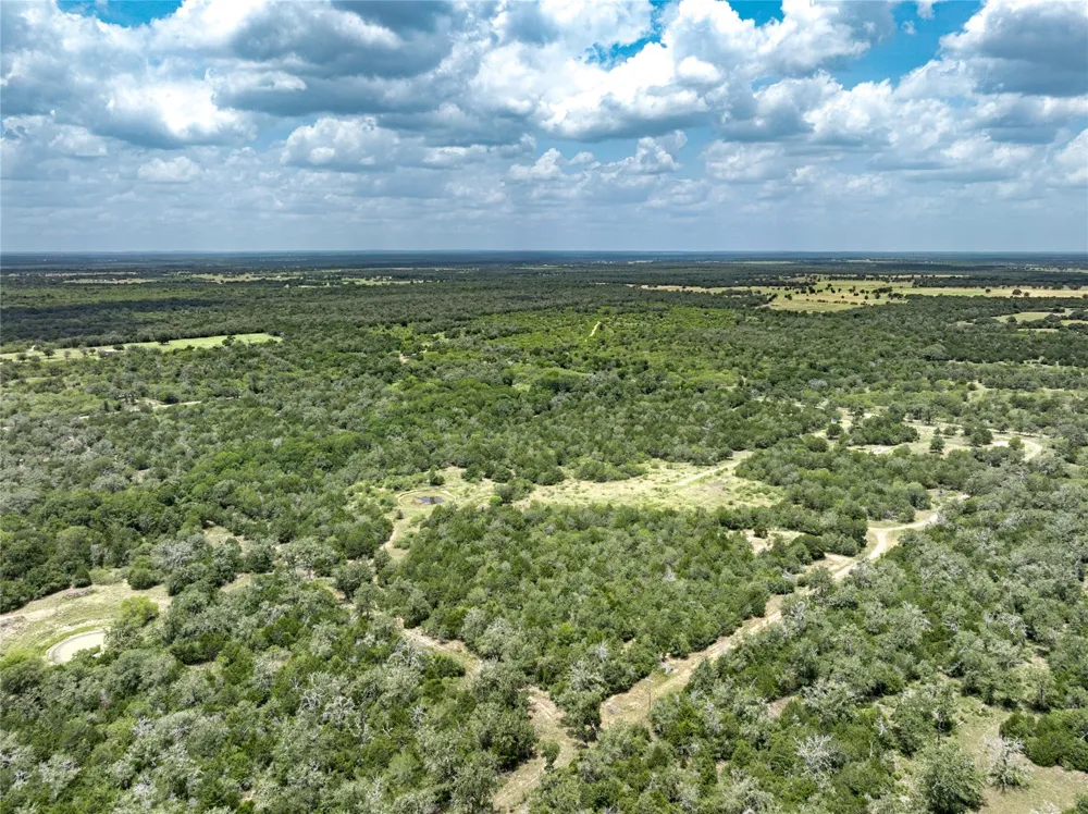 5850 Brown Road Flatonia, TX 78941