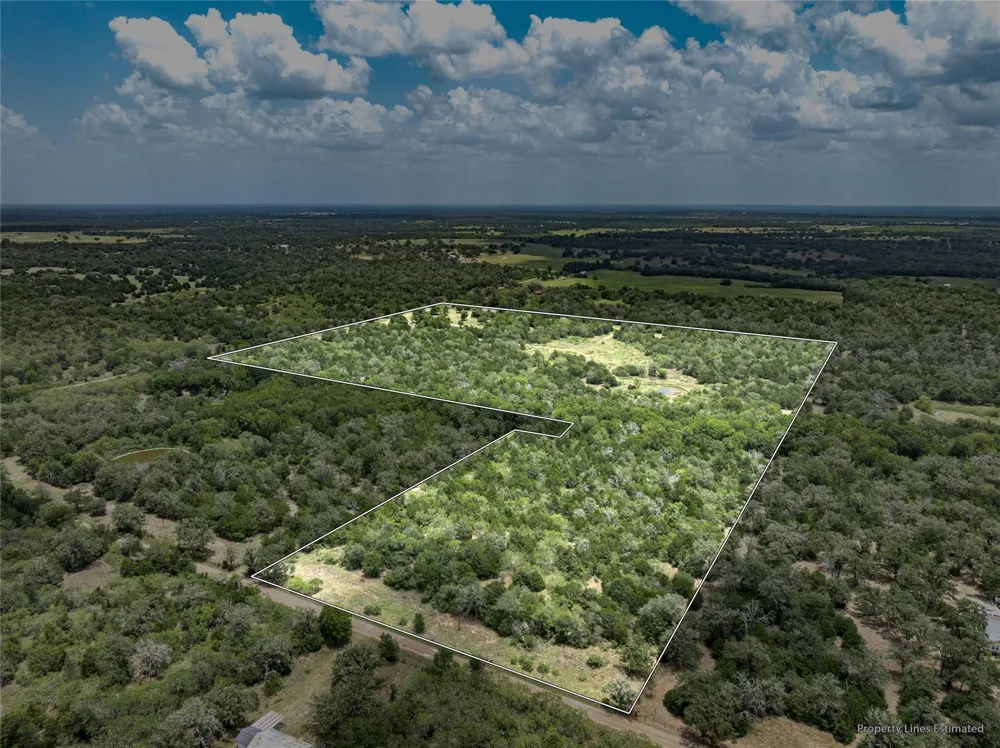 5850 Brown Road Flatonia, TX 78941