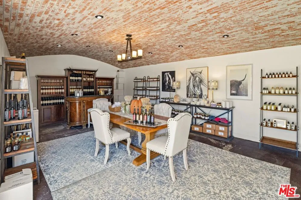 959 E Highway 246 Solvang, CA 93463