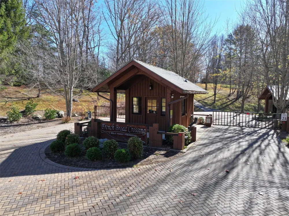 181 Red Fox Trail #18 Marshall, NC 28753