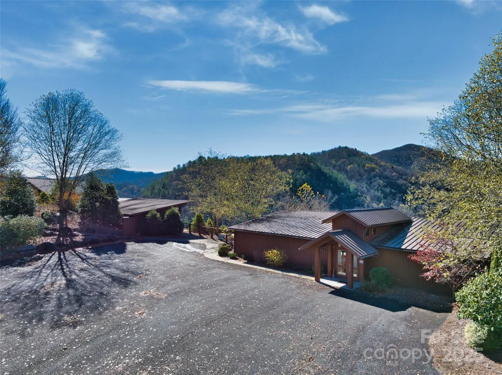 181 Red Fox Trail #18 Marshall, NC 28753
