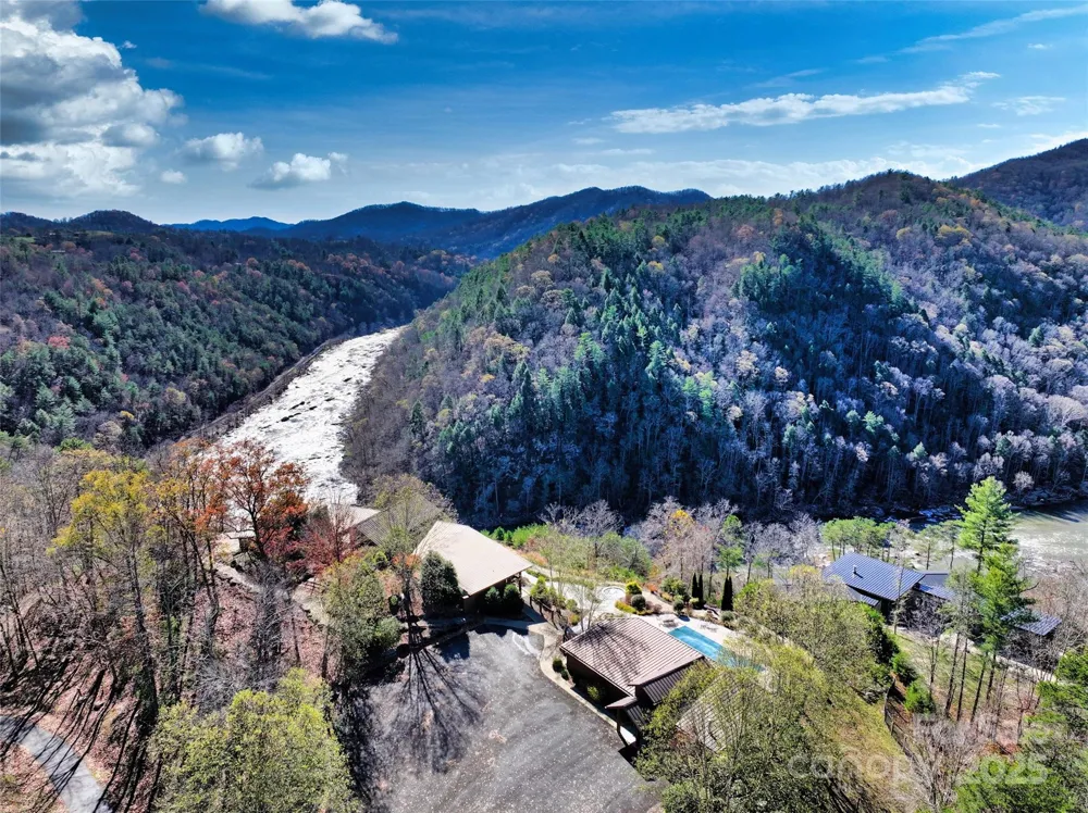 181 Red Fox Trail #18 Marshall, NC 28753