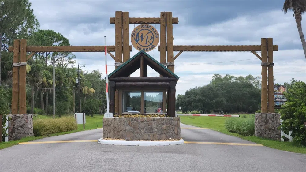 253 SADDLE LANE River Ranch, FL 33867