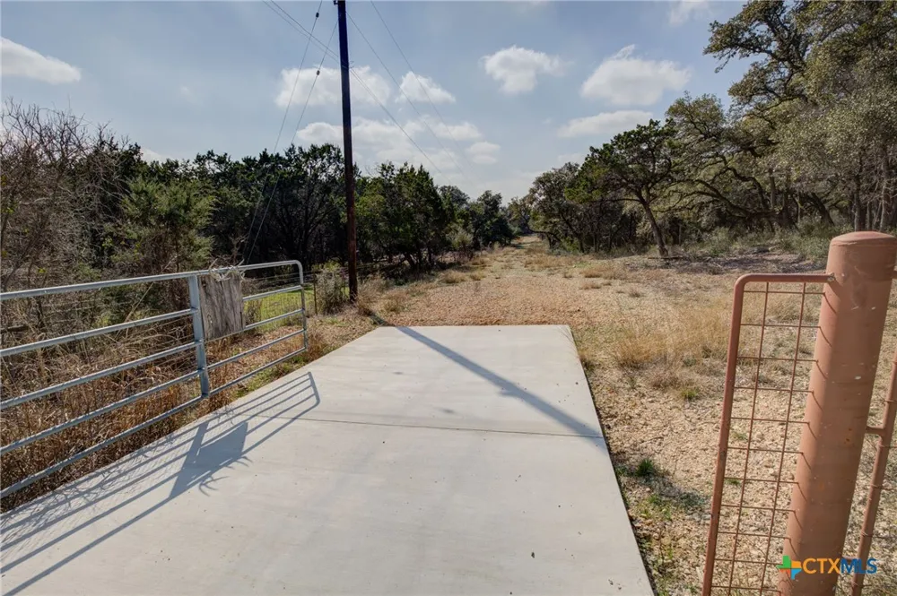1463 Whispering Woods Trail New Braunfels, TX 78132