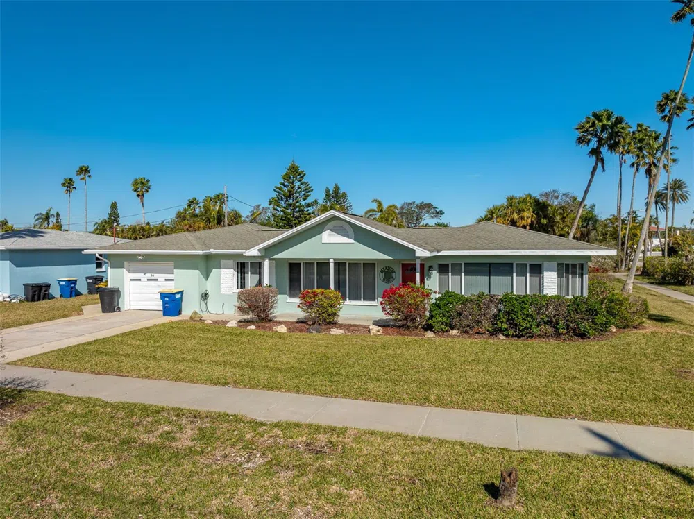 66 KIPLING PLAZA Clearwater Beach, FL 33767