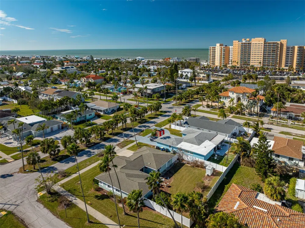 66 KIPLING PLAZA Clearwater Beach, FL 33767