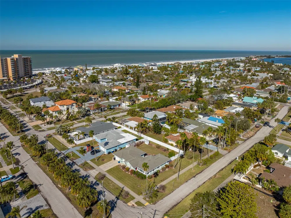 66 KIPLING PLAZA Clearwater Beach, FL 33767