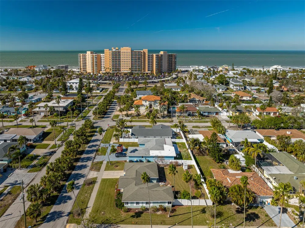 66 KIPLING PLAZA Clearwater Beach, FL 33767