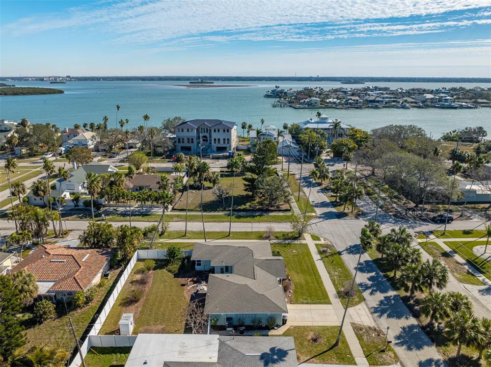 66 KIPLING PLAZA Clearwater Beach, FL 33767