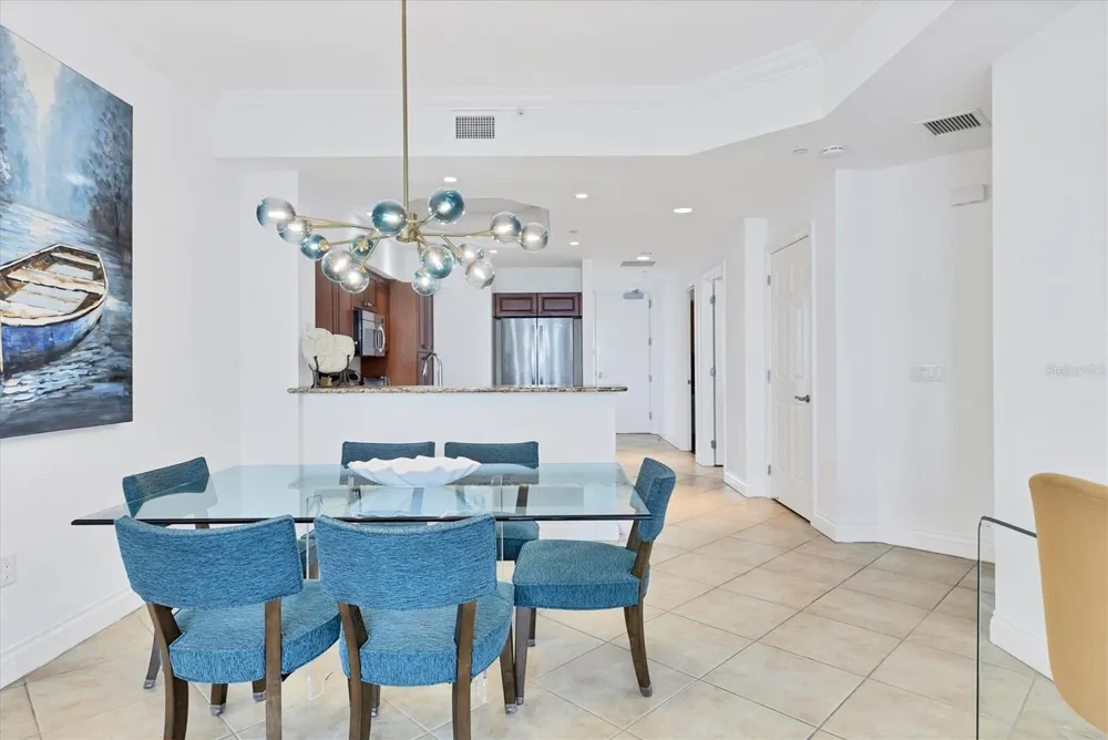8111 LAKEWOOD MAIN STREET #304 Lakewood Ranch, FL 34202