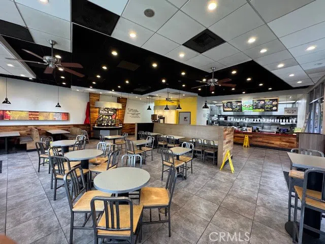 10760 Riverside Drive Hollywood, CA 91602