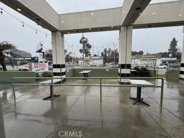 10760 Riverside Drive Hollywood, CA 91602
