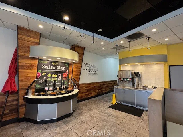 10760 Riverside Drive Hollywood, CA 91602