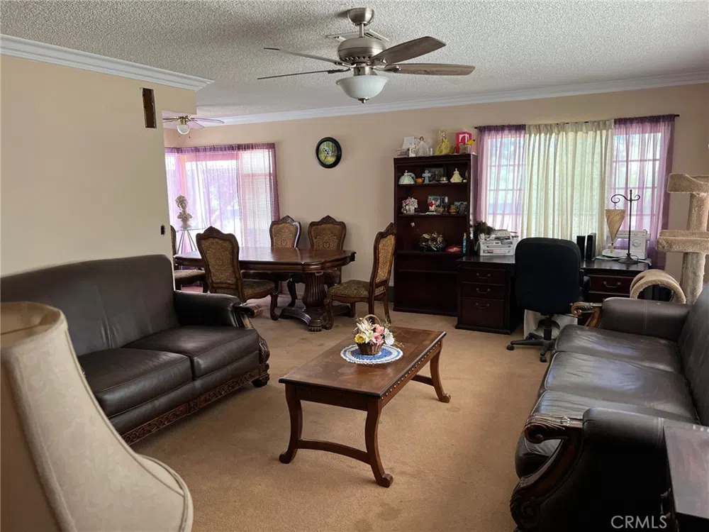 15840 Sierra Highway Canyon Country, CA 91390