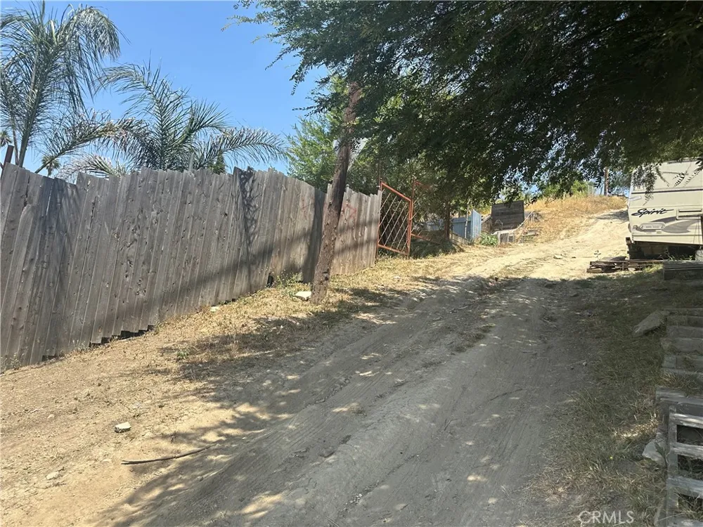 4127 Telluride Los Angeles, CA 90032