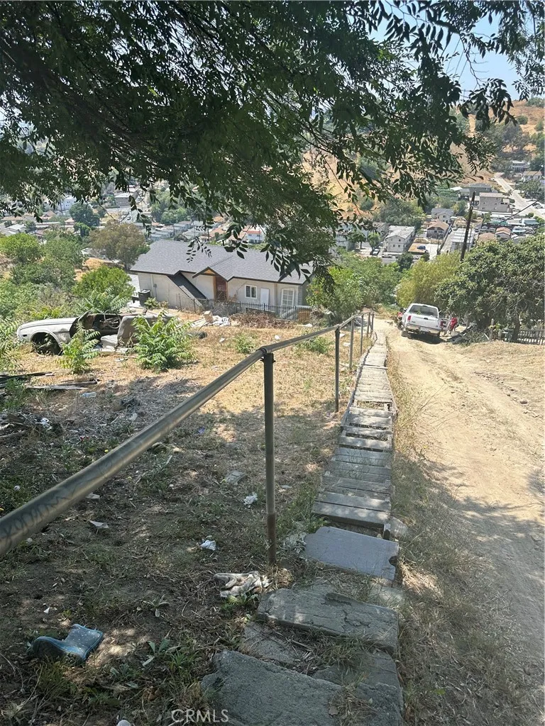 4127 Telluride Los Angeles, CA 90032