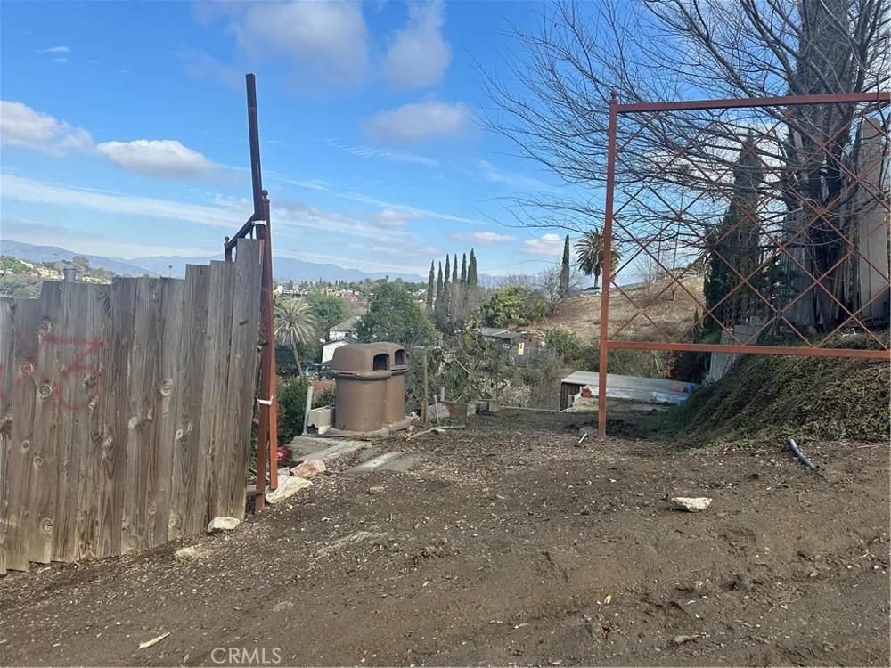 4127 Telluride Los Angeles, CA 90032