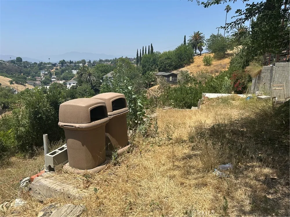 4127 Telluride Los Angeles, CA 90032