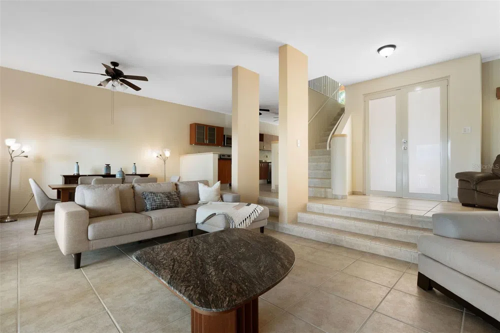 90 CANDELERO DRIVE #13 Humacao, PR 00791