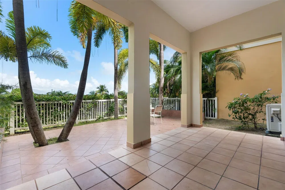 90 CANDELERO DRIVE #13 Humacao, PR 00791