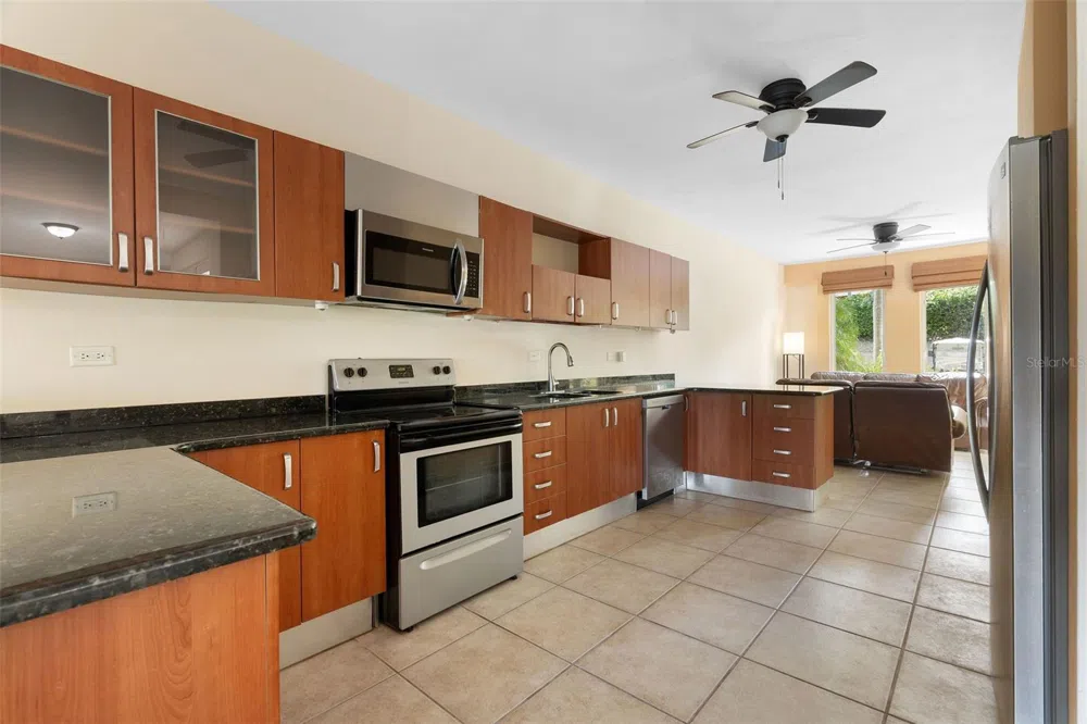 90 CANDELERO DRIVE #13 Humacao, PR 00791