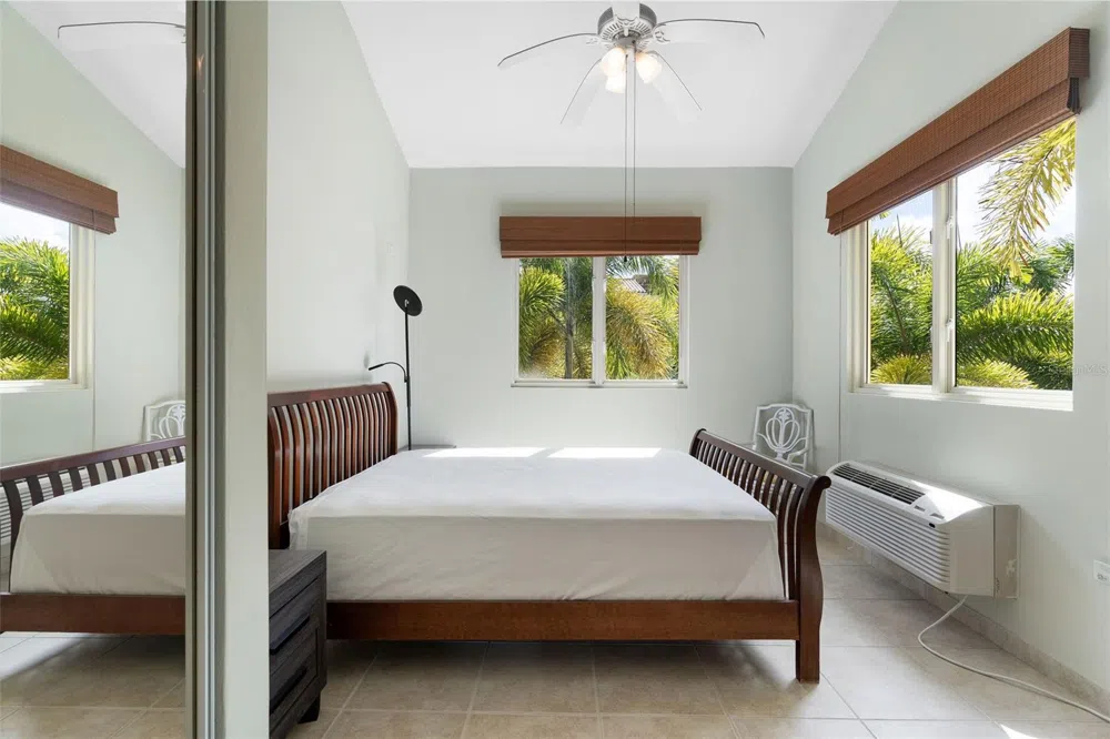 90 CANDELERO DRIVE #13 Humacao, PR 00791