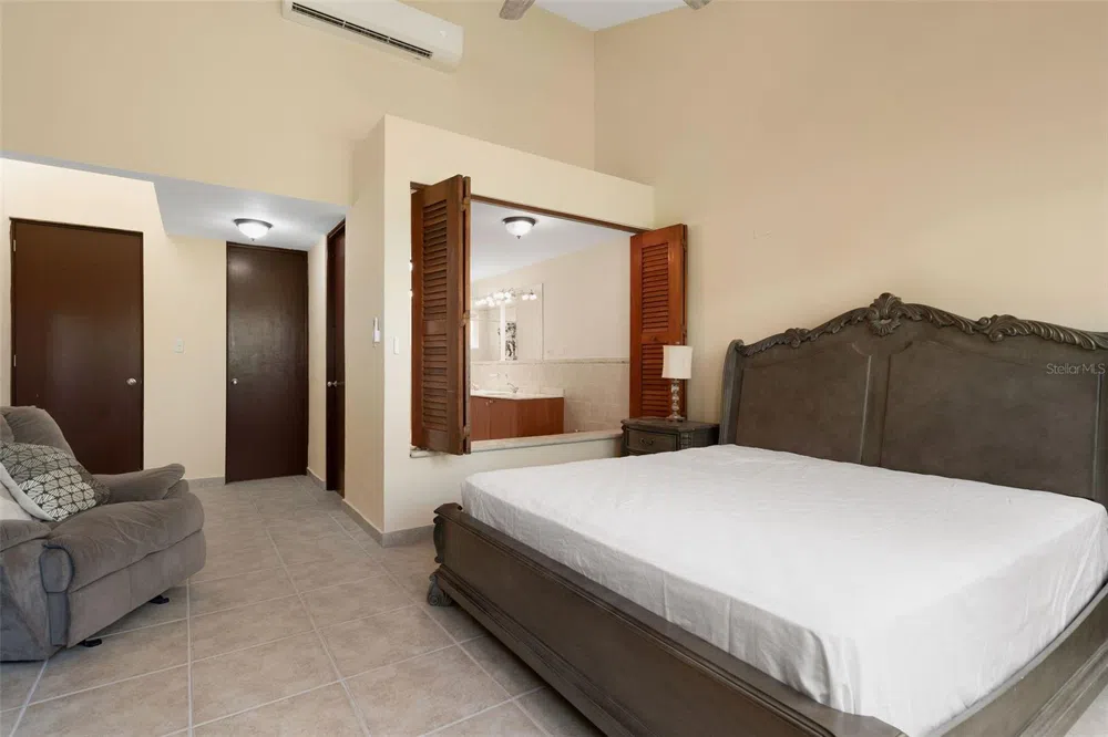 90 CANDELERO DRIVE #13 Humacao, PR 00791