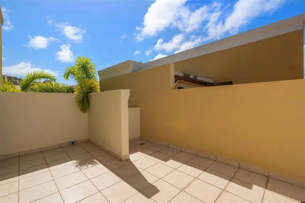 90 CANDELERO DRIVE #13 Humacao, PR 00791