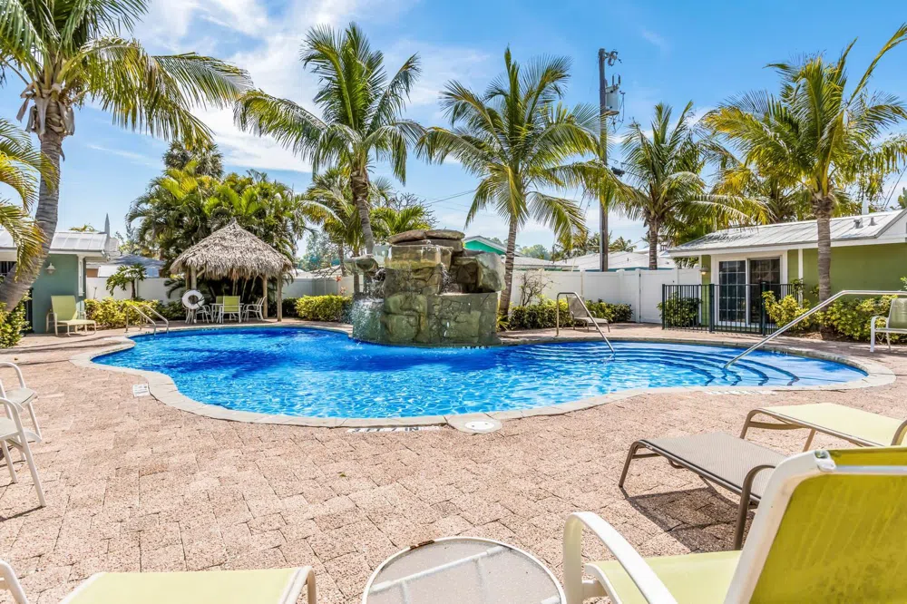 6606 HOLMES BOULEVARD #3 Holmes Beach, FL 34217