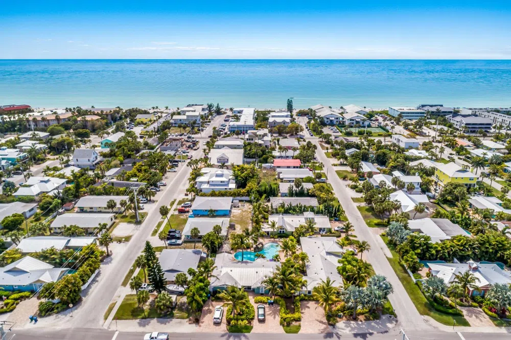 6606 HOLMES BOULEVARD #3 Holmes Beach, FL 34217