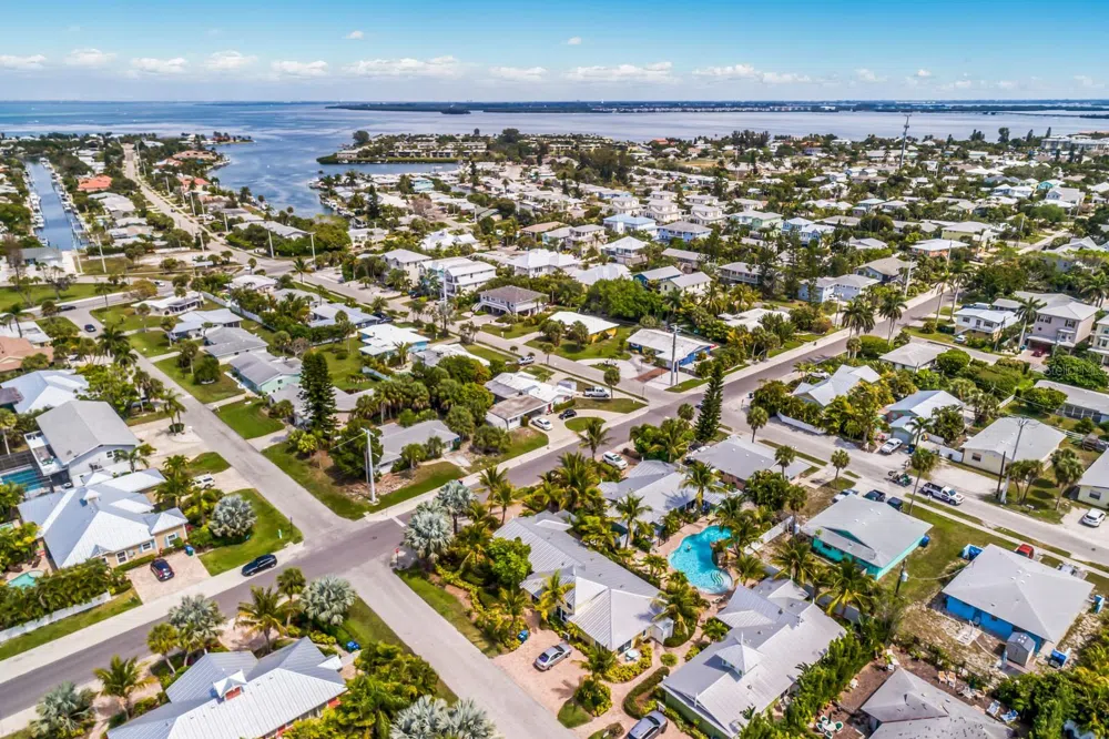 6606 HOLMES BOULEVARD #3 Holmes Beach, FL 34217