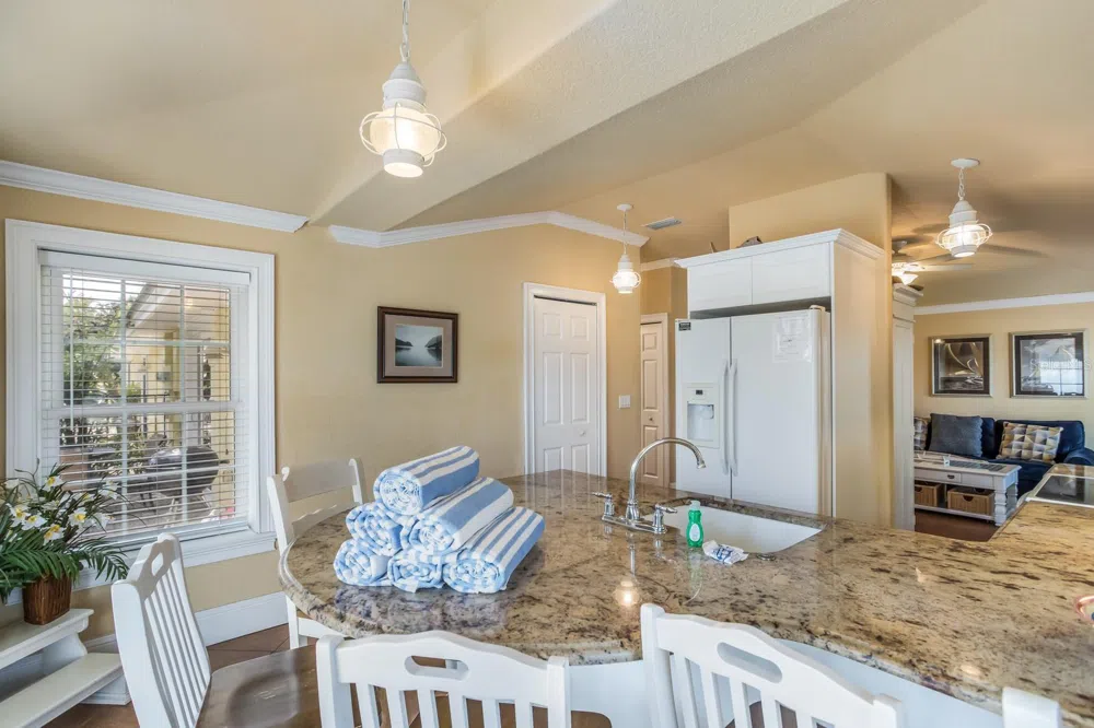 6606 HOLMES BOULEVARD #3 Holmes Beach, FL 34217