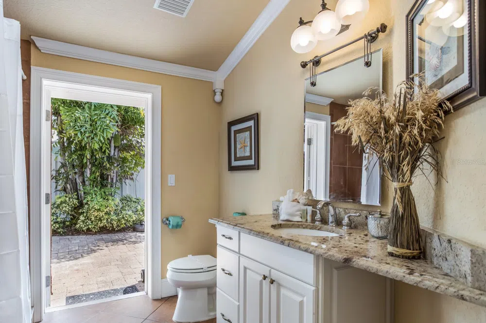 6606 HOLMES BOULEVARD #3 Holmes Beach, FL 34217