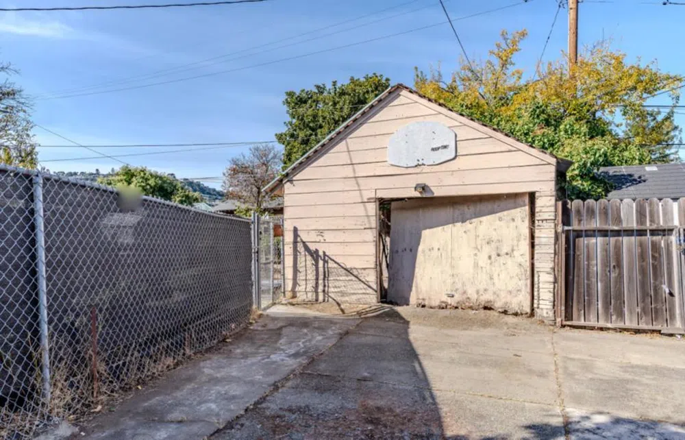 1024 Springfield Drive San Carlos, CA 94070