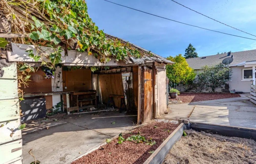 1024 Springfield Drive San Carlos, CA 94070