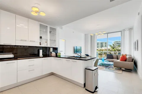 6799 Collins Ave #312