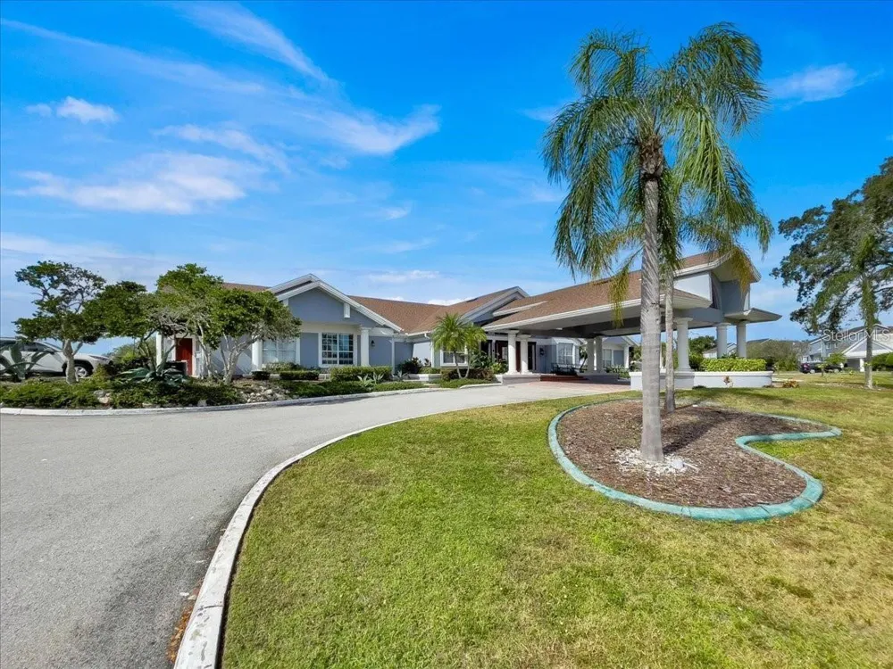 352 CARIBBEAN DRIVE #Front Davenport, FL 33897