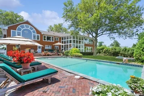 30 Thixton Drive