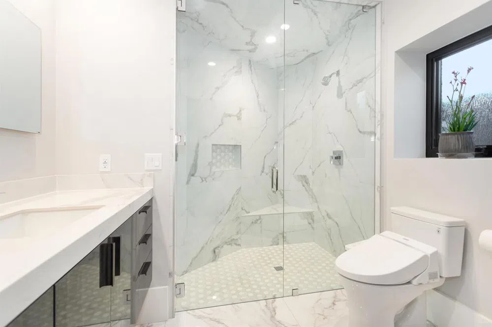 1095 Hoover Street Carlsbad, CA 92008
