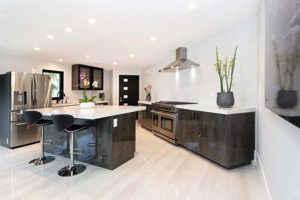 1095 Hoover Street Carlsbad, CA 92008
