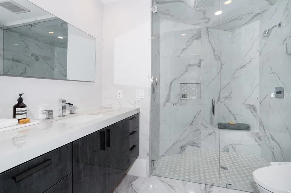 1095 Hoover Street Carlsbad, CA 92008