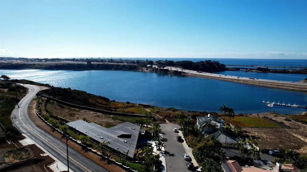 1095 Hoover Street Carlsbad, CA 92008
