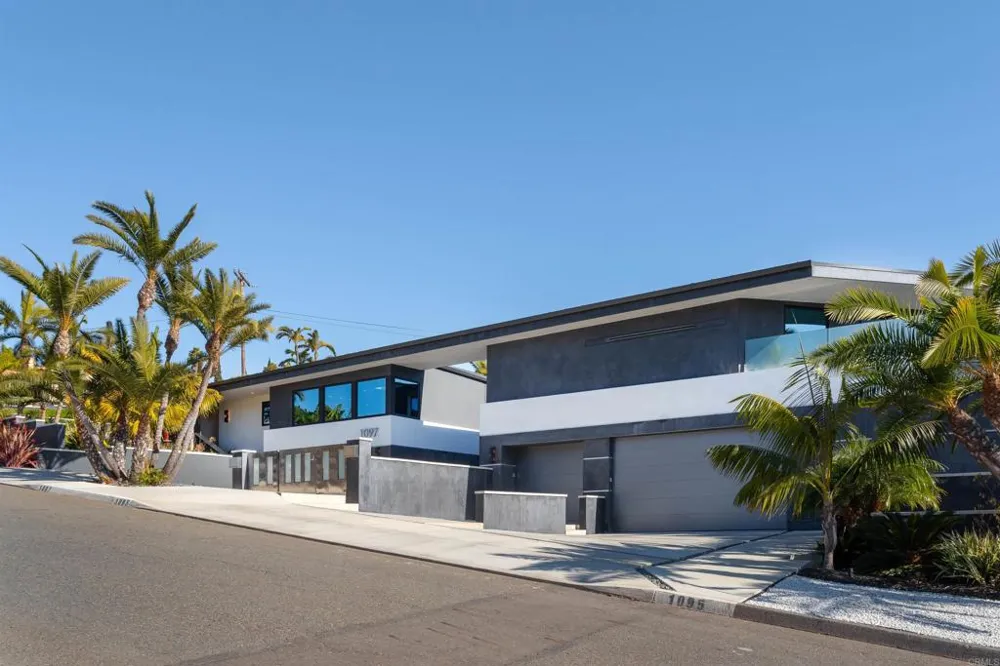 1095 Hoover Street Carlsbad, CA 92008