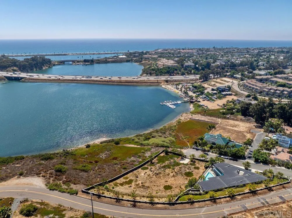 1095 Hoover Street Carlsbad, CA 92008
