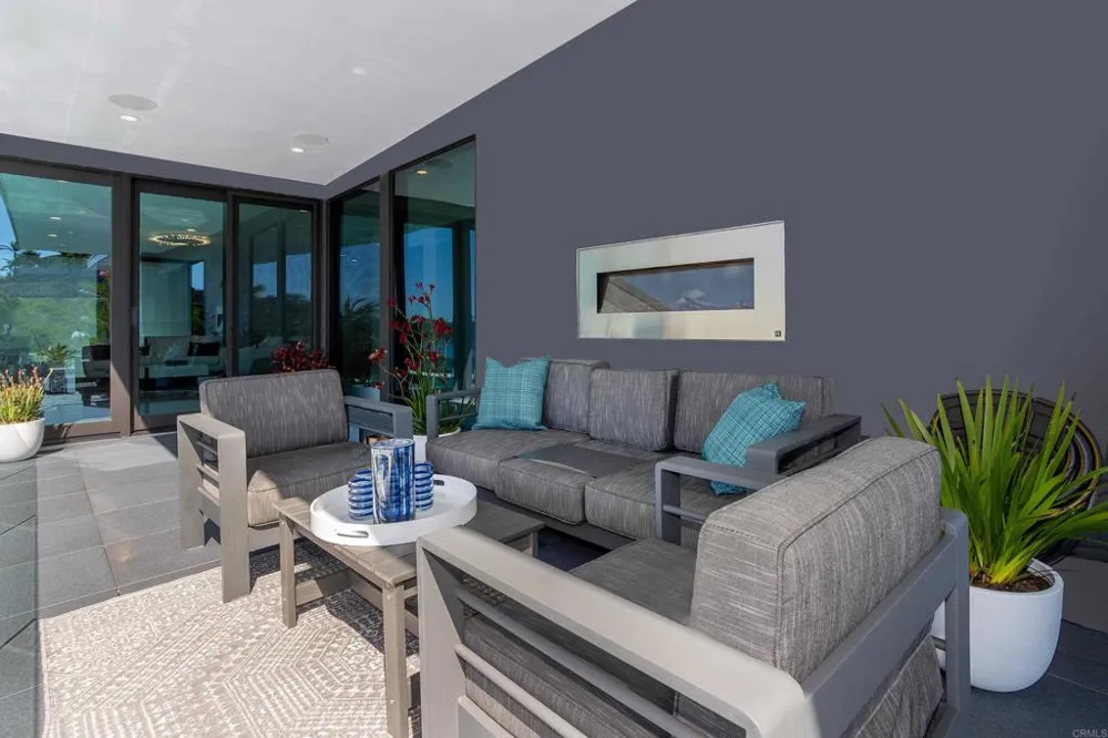 1095 Hoover Street Carlsbad, CA 92008